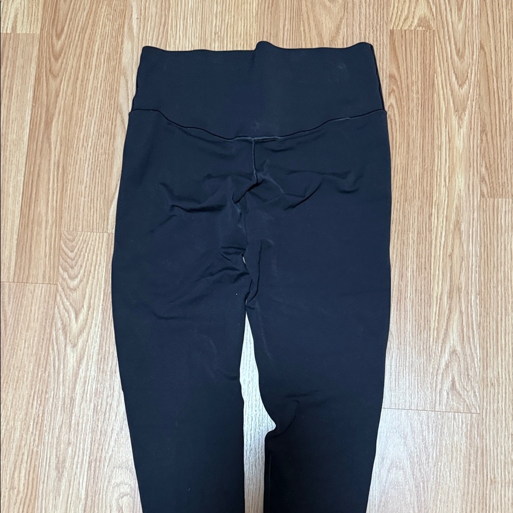 Aerie OFFLINE Butt Lift Black Leggings - Picture 4 of 5